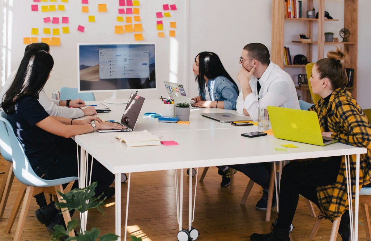 The Canvassing Process in Increasing Sales in B2B Business
